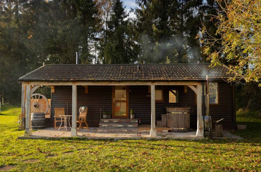 Wood-fired Hot tub