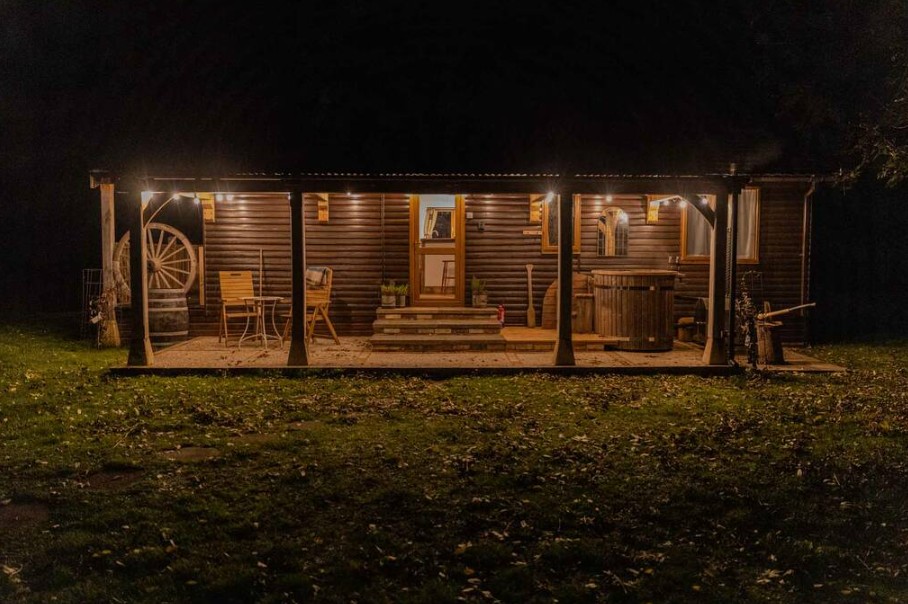 Meads Cabin at Night